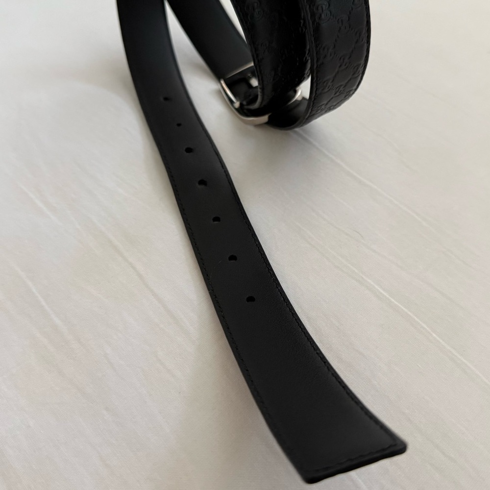 Gucci Belt
Microguccissima Leather
Black, Silver D-Ring Buckle, Size 100/40 - Picture 10 of 10